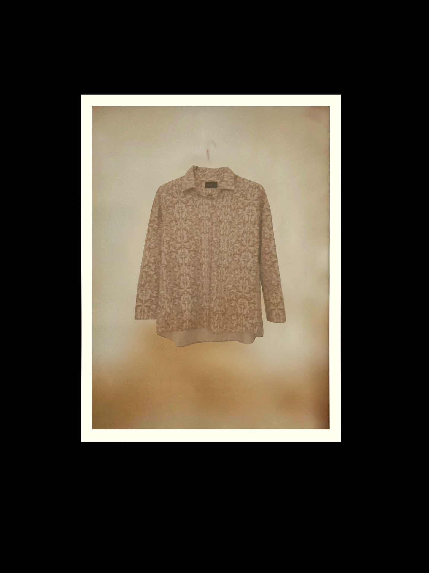 002_Poplin Floral Print Top in Sand